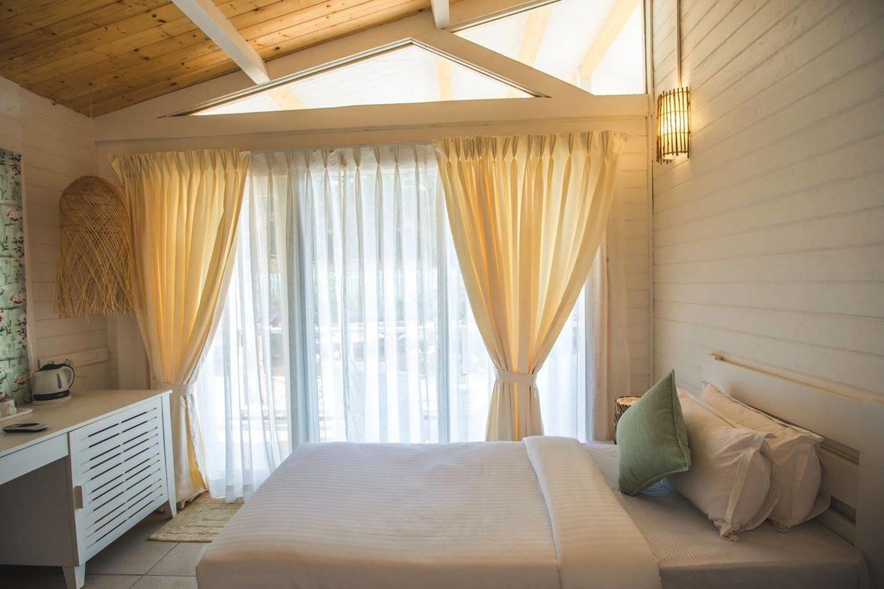 The White Resort อากอนดา ภายนอก รูปภาพ