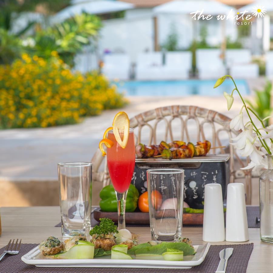 The White Resort อากอนดา ภายนอก รูปภาพ